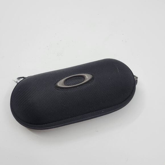 Oakley semi-soft black vault sunglasses eyeglasses case zipped. Case only - Picture 6 of 6